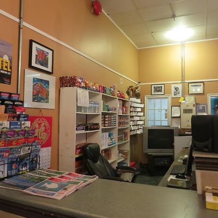 نزل فانكوفرفي C&N Backpackers Central Station المظهر الخارجي الصورة