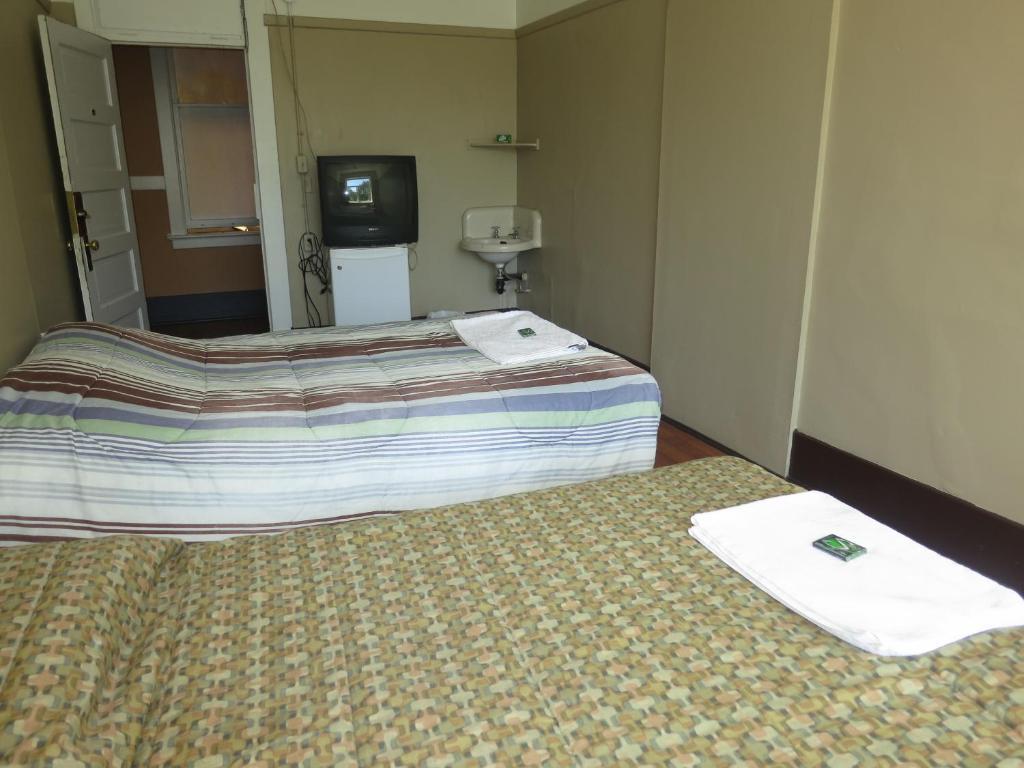 نزل فانكوفرفي C&N Backpackers Central Station الغرفة الصورة